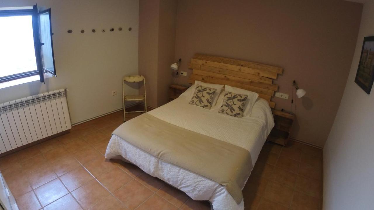 Castell De Ceuro. Hotel Rural Ogern エクステリア 写真